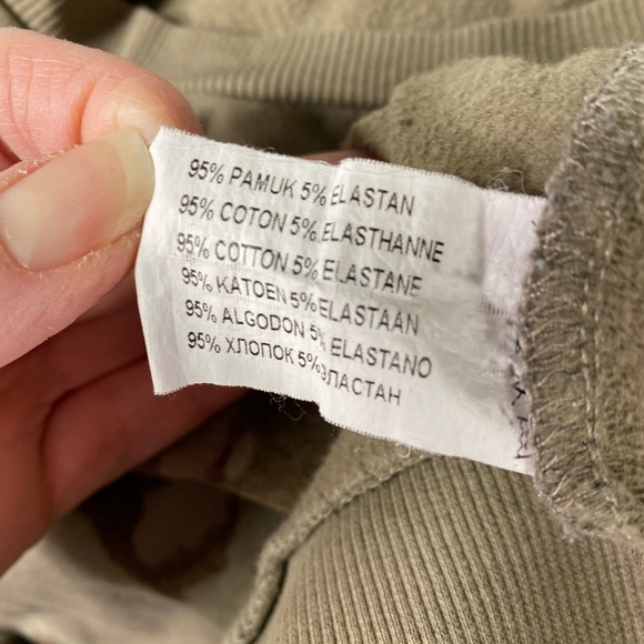 Sweatshirt w raised felt like artsy abstract weekend urban european medium. - Picture 4 of 6